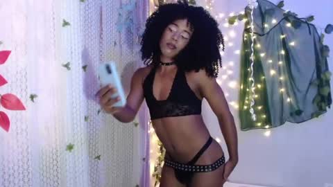 Snapshot of zafiro_azu chatting on 21, 7, 2026 zafiro_azu online show from 21, 7, 2026