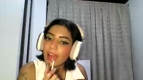 Zafiro online show from 24, 4, 2026