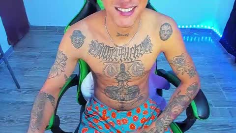 Snapshot of zafirocum chatting on 7, 5, 2026 BiG Zafiro online show from 7, 5, 2026