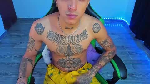 Snapshot of zafirocum chatting on 15, 5, 2026 BiG Zafiro online show from 15, 5, 2026