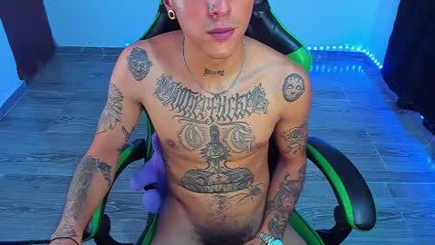 Snapshot of zafirocum chatting on 16, 5, 2026 BiG Zafiro online show from 16, 5, 2026