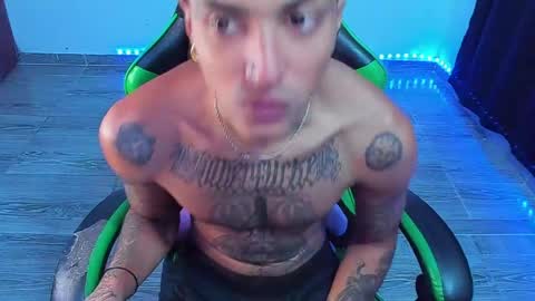 Snapshot of zafirocum chatting on 24, 5, 2026 BiG Zafiro online show from 24, 5, 2026