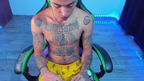 Snapshot of zafirocum chatting on 25, 5, 2026 BiG Zafiro online show from 25, 5, 2026
