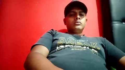 Snapshot of zagros07 chatting on 28, 3, 2026 zagros07 online show from 28, 3, 2026