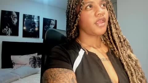 Snapshot of zahra_rose chatting on 11, 9, 2025 zahra_rose online show from 11, 9, 2025