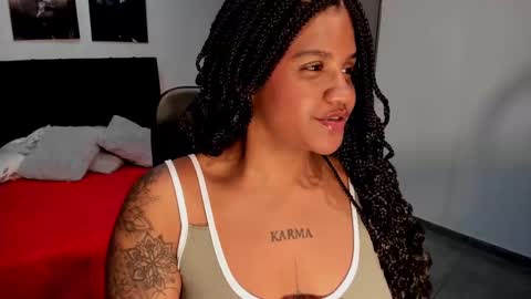 Snapshot of zahra_rose chatting on 22, 9, 2025 zahra_rose online show from 22, 9, 2025