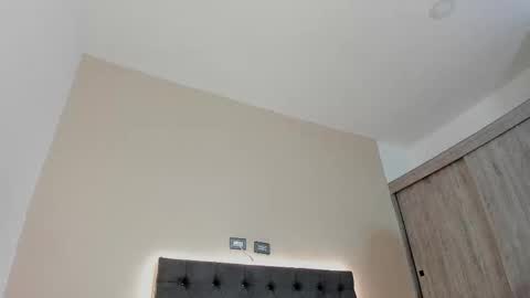 Snapshot of zahra_rose chatting on 30, 10, 2025 zahra_rose online show from 30, 10, 2025