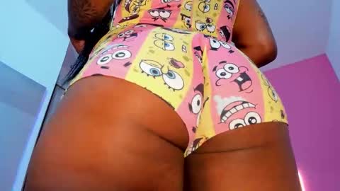 Snapshot of zahra_rose chatting on 25, 11, 2025 zahra_rose online show from 25, 11, 2025