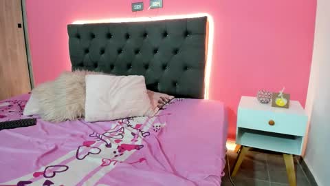 Snapshot of zahra_rose chatting on 28, 11, 2025 zahra_rose online show from 28, 11, 2025