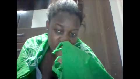 Snapshot of zainxxxx chatting on 21, 4, 2026 zainxxxx online show from 21, 4, 2026