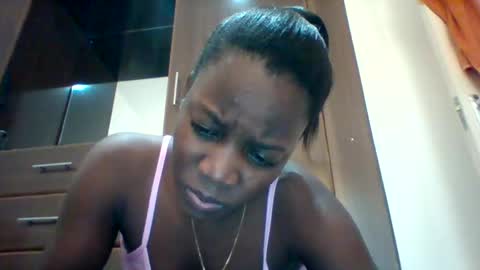 Snapshot of zainxxxx chatting on 28, 4, 2026 zainxxxx online show from 28, 4, 2026