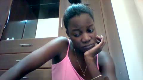 Snapshot of zainxxxx chatting on 17, 5, 2026 zainxxxx online show from 17, 5, 2026