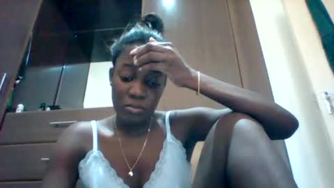 Snapshot of zainxxxx chatting on 22, 5, 2026 zainxxxx online show from 22, 5, 2026