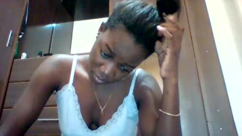 Snapshot of zainxxxx chatting on 23, 5, 2026 zainxxxx online show from 23, 5, 2026