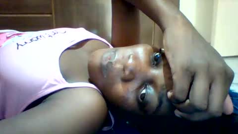 Snapshot of zainxxxx chatting on 26, 5, 2026 zainxxxx online show from 26, 5, 2026
