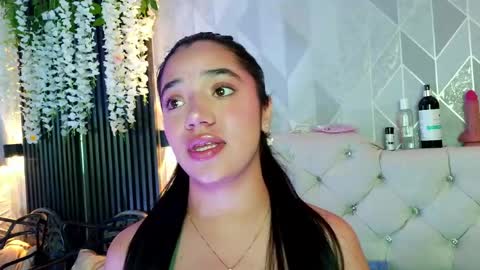 Snapshot of zaira_bonny chatting on 9, 6, 2026 Zaira Bonny online show from 9, 6, 2026