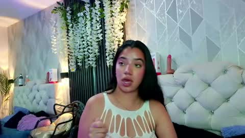 Snapshot of zaira_bonny chatting on 13, 6, 2026 Zaira Bonny online show from 13, 6, 2026