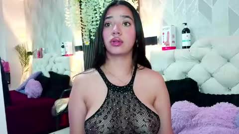 Snapshot of zaira_bonny chatting on 18, 6, 2026 Zaira Bonny online show from 18, 6, 2026