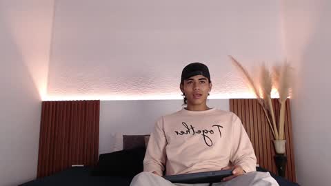 Zander online show from 17, 1, 2025