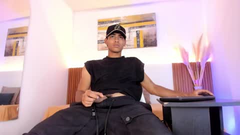Snapshot of zander_2120 chatting on 6, 5, 2026 Zander online show from 6, 5, 2026