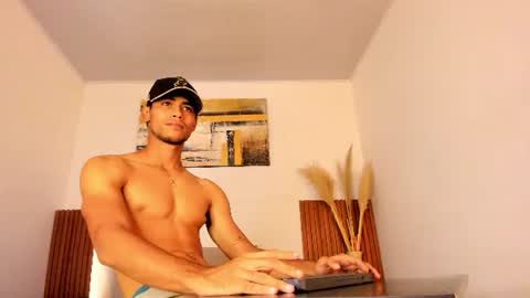 Snapshot of zander_2120 chatting on 9, 8, 2026 Zander online show from 9, 8, 2026
