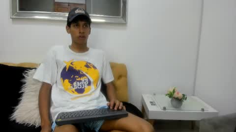 Snapshot of zane_belville chatting on 5, 6, 2026 Zane Belville online show from 5, 6, 2026