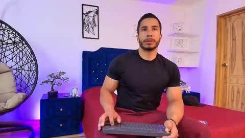 Snapshot of zanemaverick chatting on 3, 10, 2025 zanemaverick online show from 3, 10, 2025