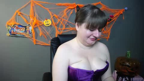 zannadreil online show from 2, 11, 2025