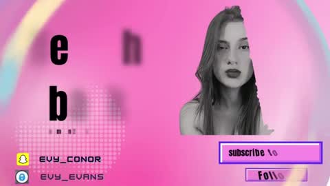 Snapshot of zaphiro__skye chatting on 9, 7, 2026 Skye online show from 9, 7, 2026