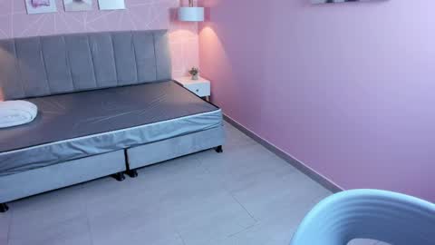 Zara Sweet  online show from 14, 2, 2025