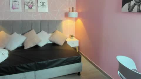 Zara Sweet  online show from 14, 4, 2026