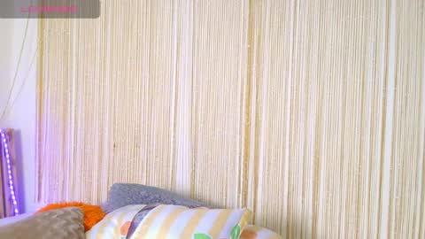 Snapshot of zara_lae chatting on 14, 7, 2026 nicky online show from 14, 7, 2026