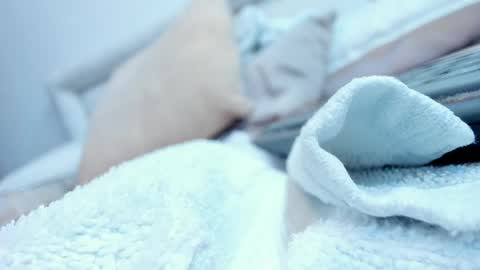 zara lopez online show from 16, 4, 2026