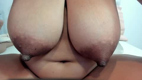 Snapshot of zara_lopez chatting on 26, 5, 2026 zara lopez online show from 26, 5, 2026