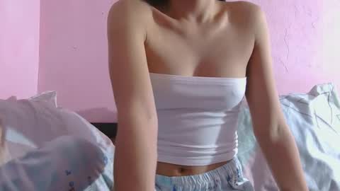 Zara3 online show from 8, 3, 2025