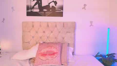 Snapshot of zaracampbell chatting on 30, 6, 2026 Zara online show from 30, 6, 2026