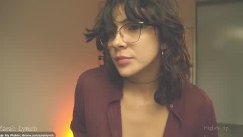 Snapshot of zarahlynch chatting on 20, 5, 2026 Miss Lynch Next show 2911 online show from 20, 5, 2026