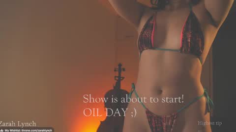 Snapshot of zarahlynch chatting on 24, 5, 2026 Miss Lynch Next show 2911 online show from 24, 5, 2026