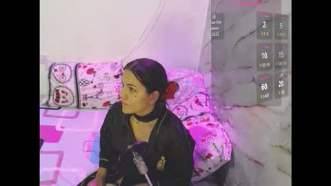 zaraluxx online show from 6, 1, 2026