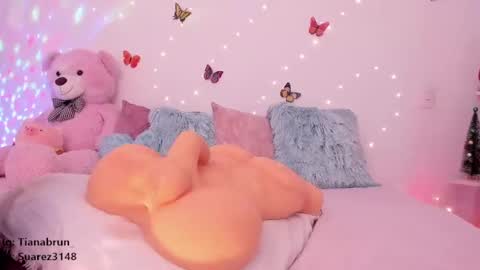 Zara online show from 14, 2, 2025