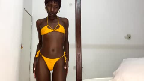 Snapshot of zaria_amara chatting on 21, 6, 2026 zaria_amara online show from 21, 6, 2026