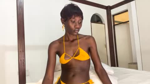 Snapshot of zaria_amara chatting on 24, 6, 2026 zaria_amara online show from 24, 6, 2026