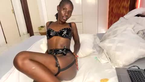 Snapshot of zaria_amara chatting on 21, 7, 2026 zaria_amara online show from 21, 7, 2026