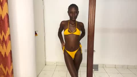 Snapshot of zaria_amara chatting on 23, 7, 2026 zaria_amara online show from 23, 7, 2026