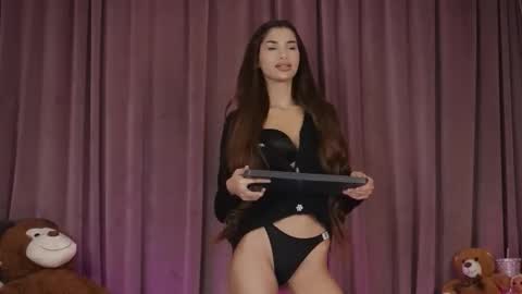 zariaavera online show from 14, 3, 2026