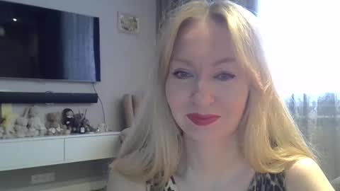 Zarina Swift online show from 6, 2, 2025