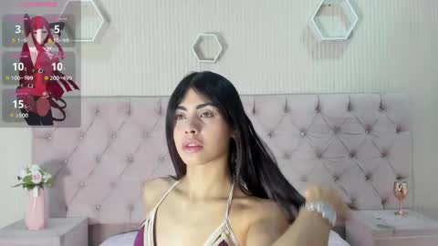 Snapshot of zarinawynne chatting on 12, 5, 2026 Zarina Waynne online show from 12, 5, 2026