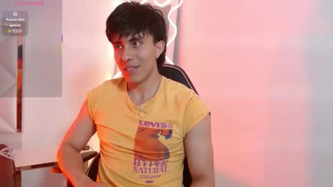 Snapshot of zayden_tay chatting on 11, 10, 2025 ZAYDEN online show from 11, 10, 2025