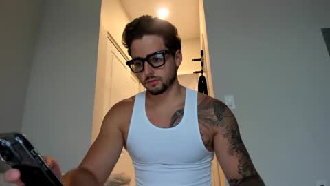 Snapshot of zaylanez chatting on 10, 9, 2025 Zay lanez online show from 10, 9, 2025