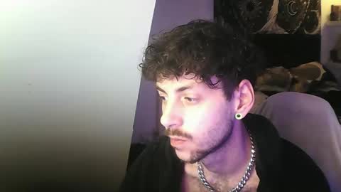 Snapshot of zedbooy chatting on 17, 11, 2025 Zed online show from 17, 11, 2025